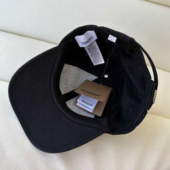 NWT Burberry Unisex US M Horseferry Embroidered Baseball Cap Black 8043040 - Picture 3 of 8